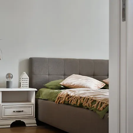 Appartement Spacious , 2 Bedrooms, Old Town Walk *