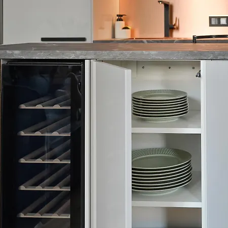 아파트 Spacious , 2 Bedrooms, Old Town Walk