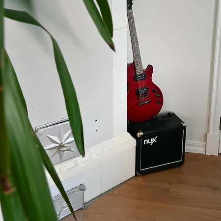 Spacious , 2 Bedrooms, Old Town Walk 아파트